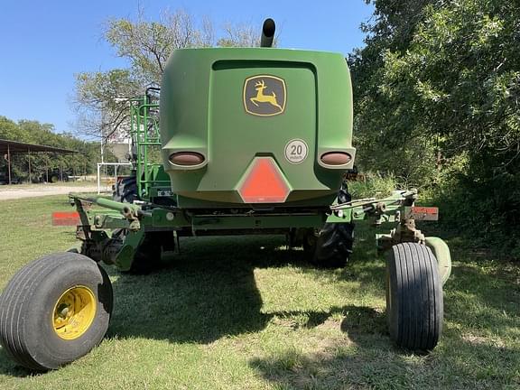 Image of John Deere W235 equipment image 3