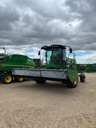 Image of John Deere W235 equipment image 1