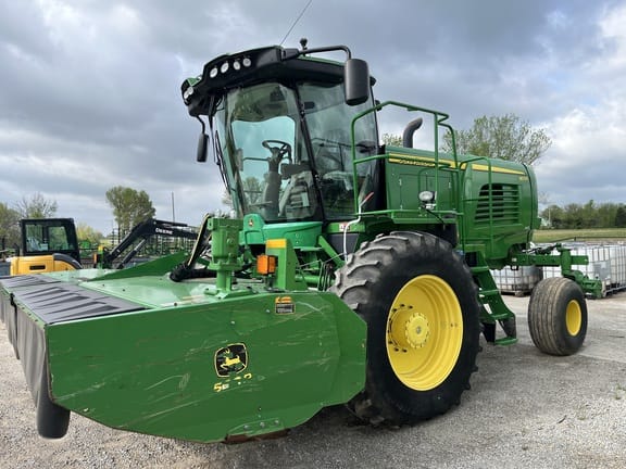 2021 John Deere W235 Equipment Image0