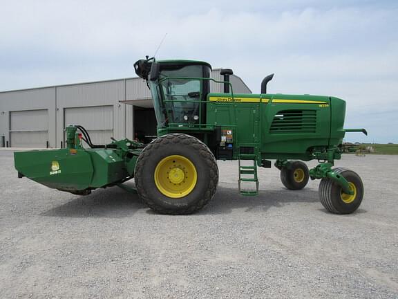 Image of John Deere W235 equipment image 1