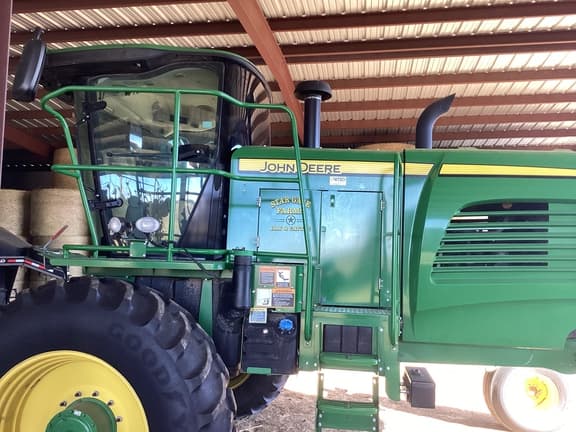 Image of John Deere W235 equipment image 2