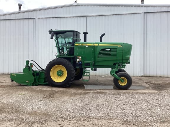 Image of John Deere W235 equipment image 3