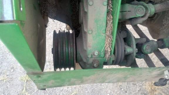 Image of John Deere W235 equipment image 3