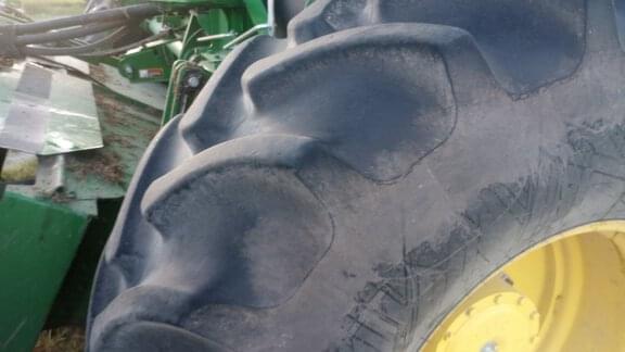 Image of John Deere W235 equipment image 4