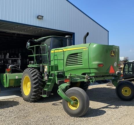 Image of John Deere W235 equipment image 1