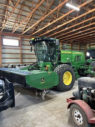 Image of John Deere W235 equipment image 1