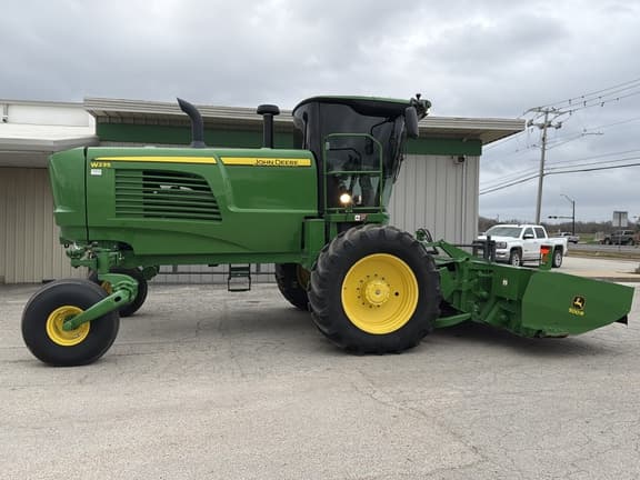 Image of John Deere W235 equipment image 4