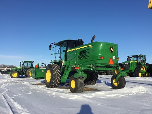 Image of John Deere W235 equipment image 2