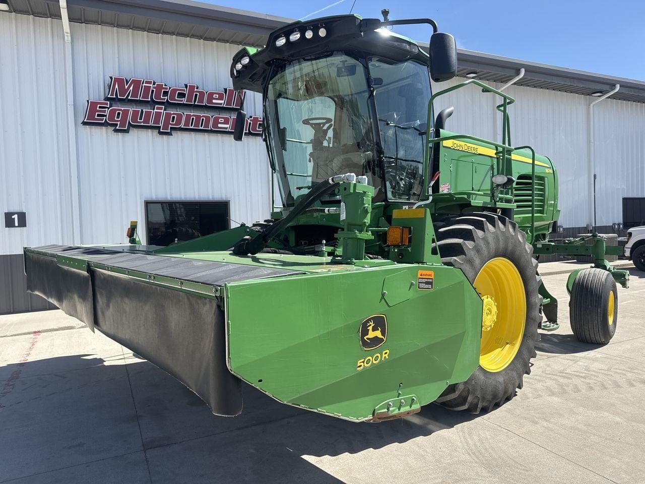 2021 John Deere W235 Equipment Image0