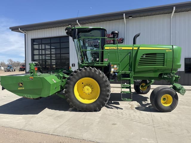 Image of John Deere W235 equipment image 2