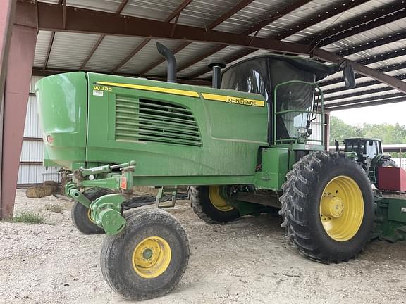 Image of John Deere W235 equipment image 2