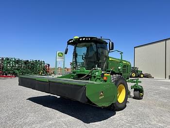 2021 John Deere W235 Equipment Image0