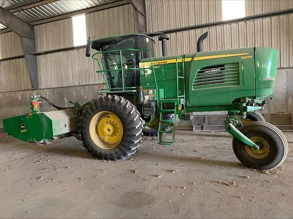 Image of John Deere W235 equipment image 2