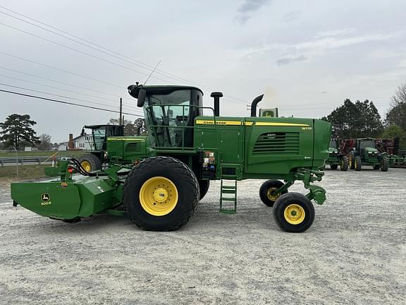 Image of John Deere W235 equipment image 1