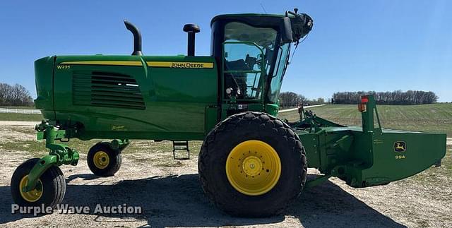 Image of John Deere W235 equipment image 3