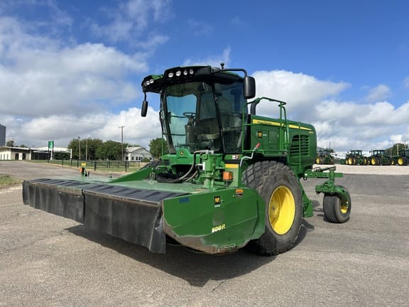 Main image John Deere W260