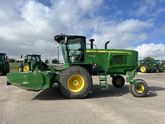 Image of John Deere W260 equipment image 1