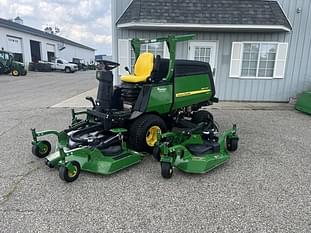 2021 John Deere 1600 Turbo II Equipment Image0