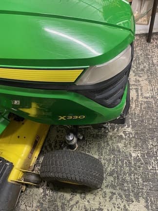 Image of John Deere X330 equipment image 3