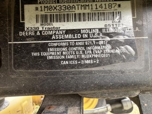 Image of John Deere X330 equipment image 4