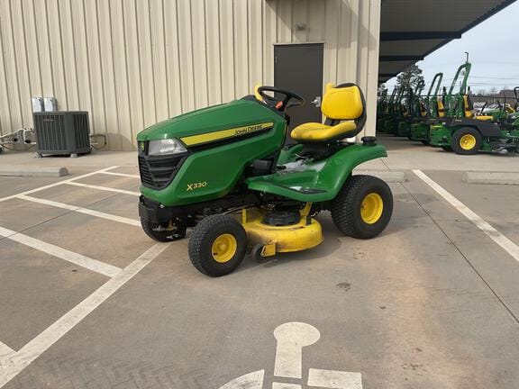 2021 John Deere X330 Equipment Image0