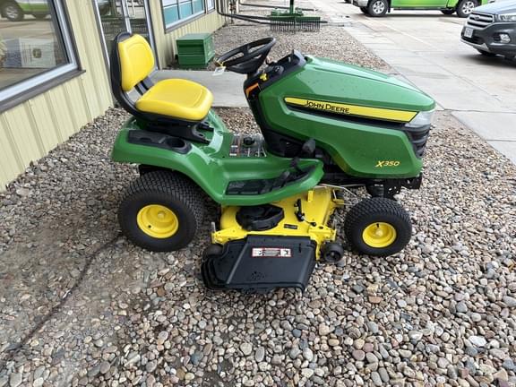 Image of John Deere X350 equipment image 4