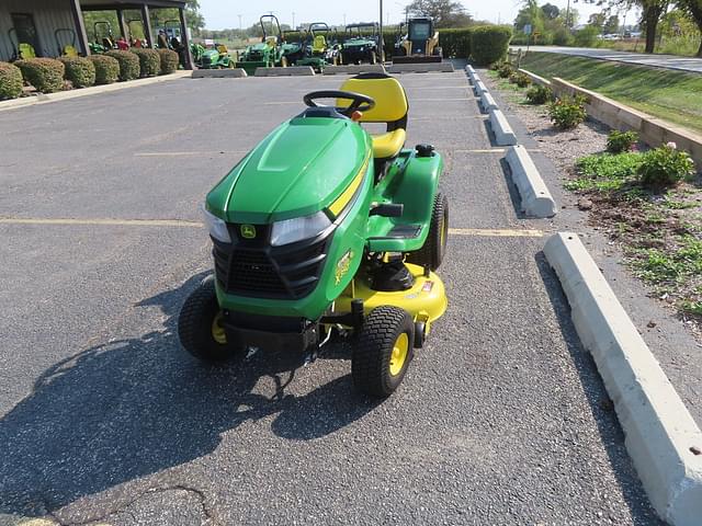 Image of John Deere X350 equipment image 4