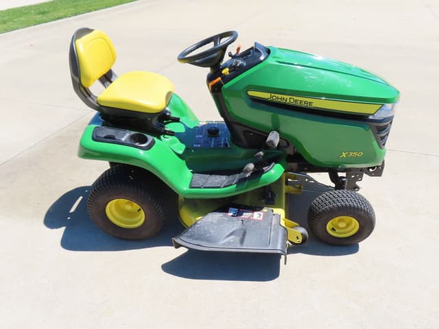 Image of John Deere X350 equipment image 3