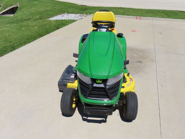 Image of John Deere X350 equipment image 1