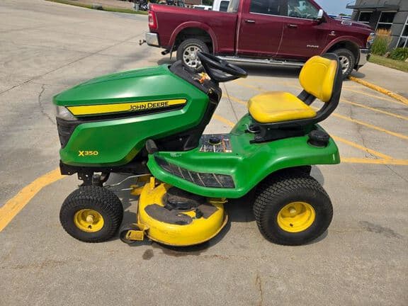 Image of John Deere X350 equipment image 1