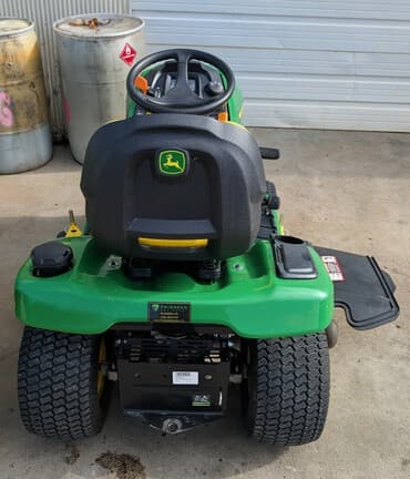 Image of John Deere X350 equipment image 3