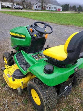 Image of John Deere X350 equipment image 1