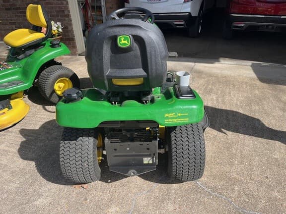 Image of John Deere X350 equipment image 3