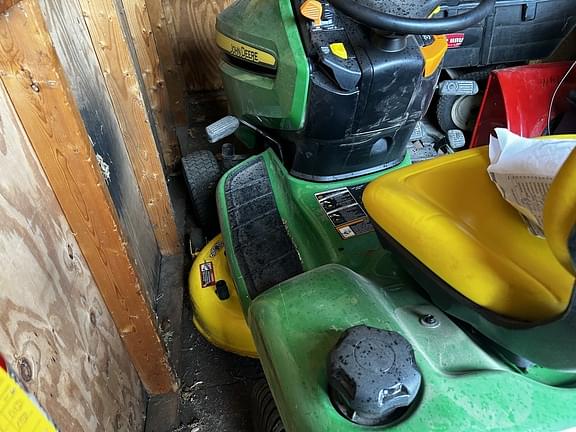 Image of John Deere X350 equipment image 3