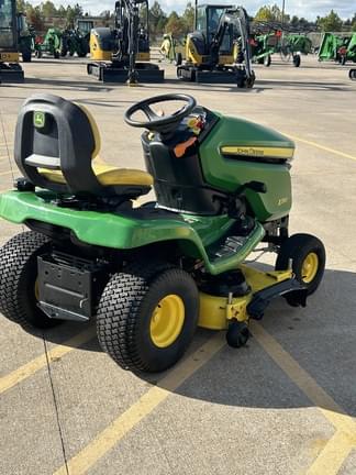 Image of John Deere X350 equipment image 3