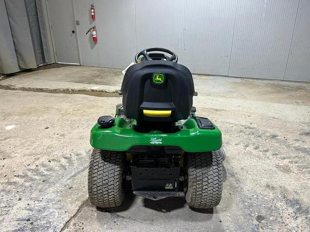 Image of John Deere X350 equipment image 3