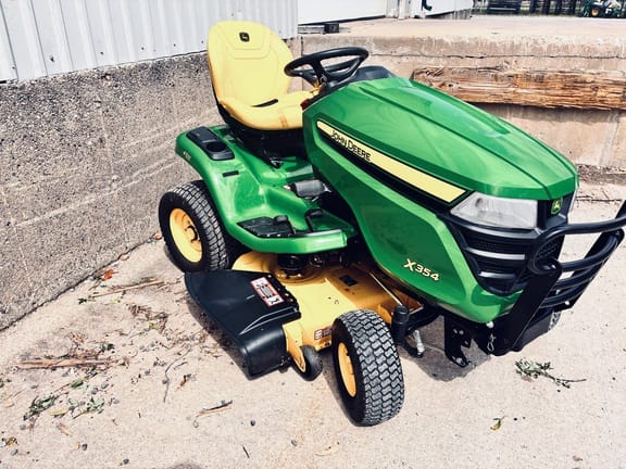 2021 John Deere X354 Equipment Image0