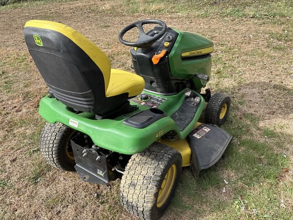 Image of John Deere X354 equipment image 1