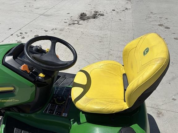 Image of John Deere X354 equipment image 3