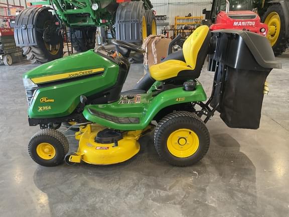 Image of John Deere X354 equipment image 1