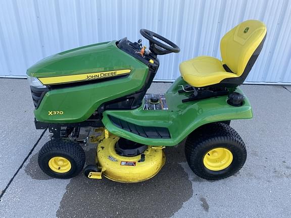 John deere x370 riding best sale lawn mower