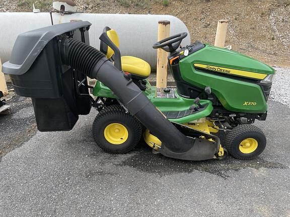 Image of John Deere X370 Primary image