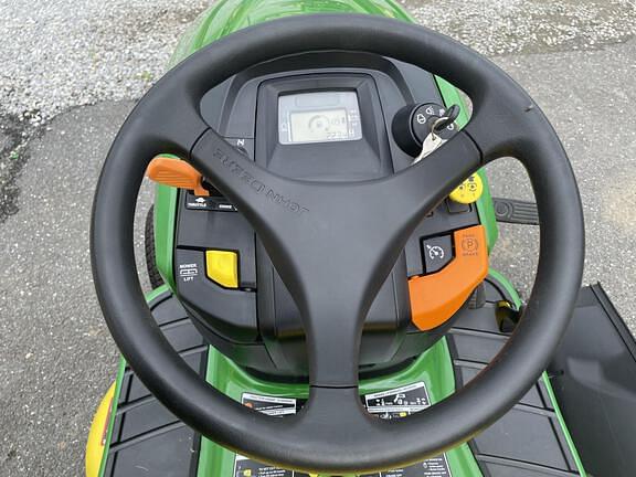 Image of John Deere X370 equipment image 4