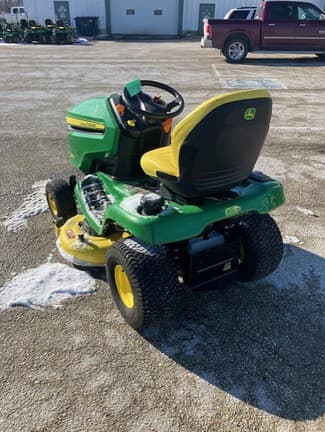 Image of John Deere X370 equipment image 2