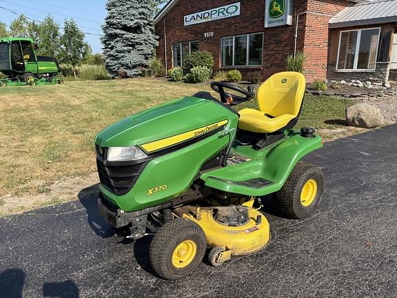 Image of John Deere X370 Primary image