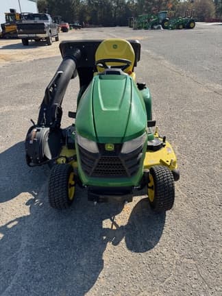 Image of John Deere X380 equipment image 4