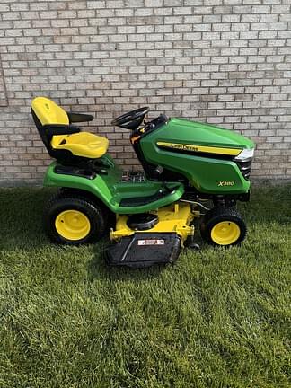 Image of John Deere X380 equipment image 3