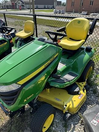 Image of John Deere X380 equipment image 2