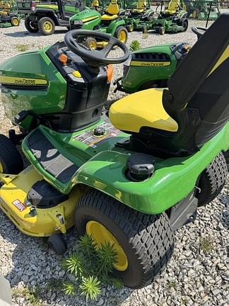 Image of John Deere X380 equipment image 1