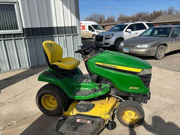 Image of John Deere X380 equipment image 3